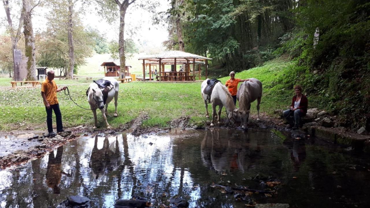 Hotel Ranch Terra Irinovac Exterior foto